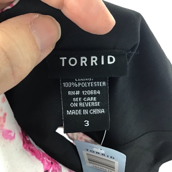 Torrid Rose Print Peplum Top - Picture 5 of 6